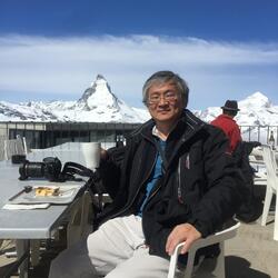 尤瑞哲個人頁面大圖